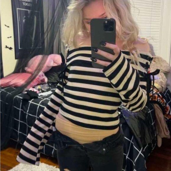 Striped Off The Shoulder Lace Up Side Tee - Picture 1 of 9